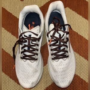 Brooks Men’s Hyperion running shoe 
Size 12- White and Orange Athletic Shoes
